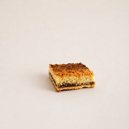 Cuadrado de coco y dulce de leche